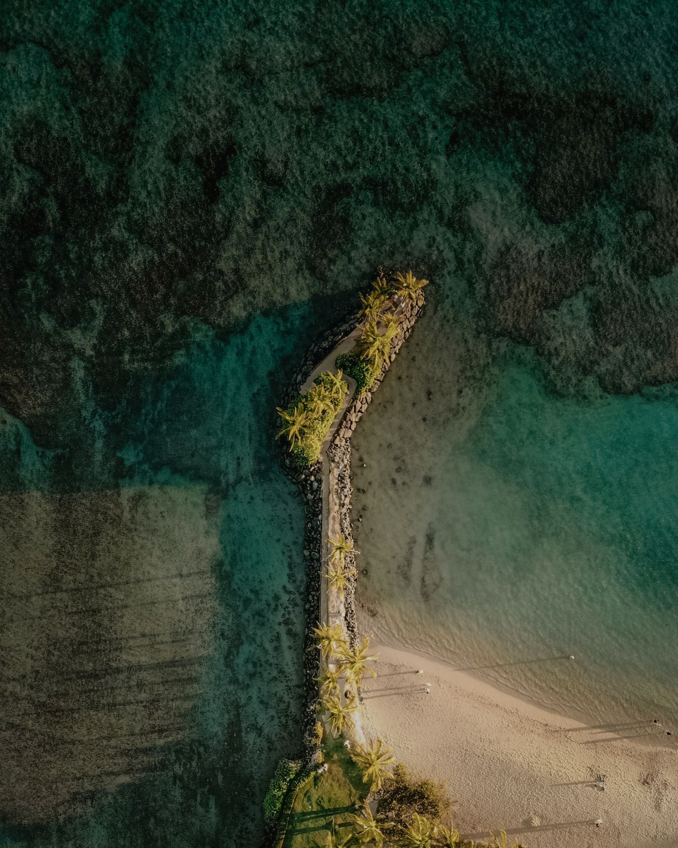 Vista aérea de la costa de Isla Mujeres